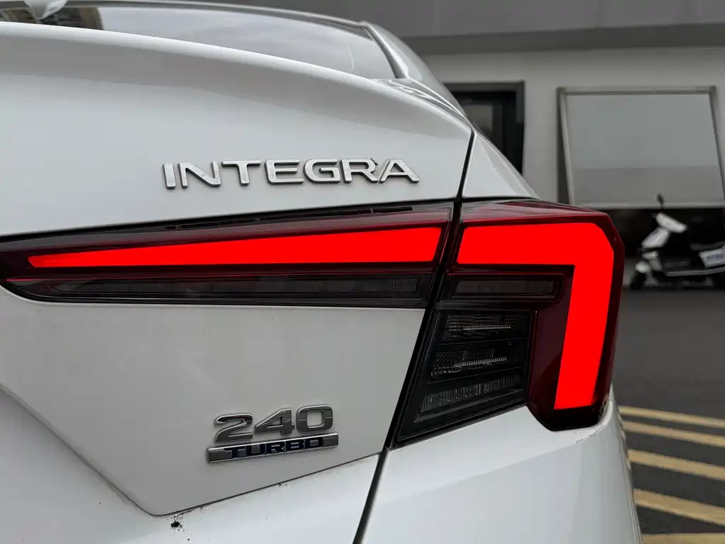 Honda Integra — миниатюра 22