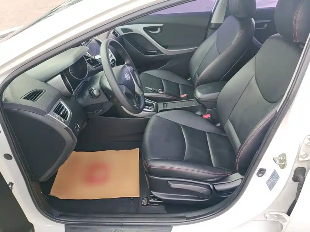Hyundai Elantra Langdong — миниатюра 15