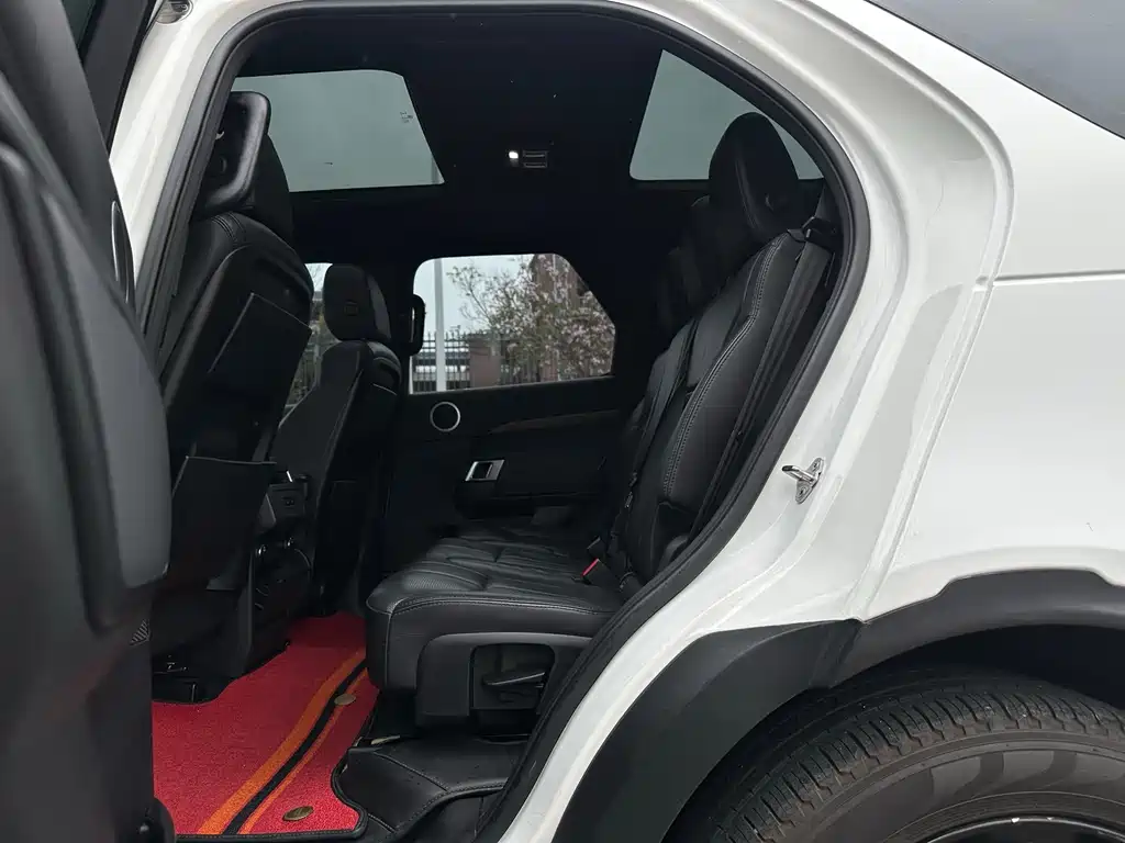 Land Rover Discovery 2017 3.0 SC V6 HSE