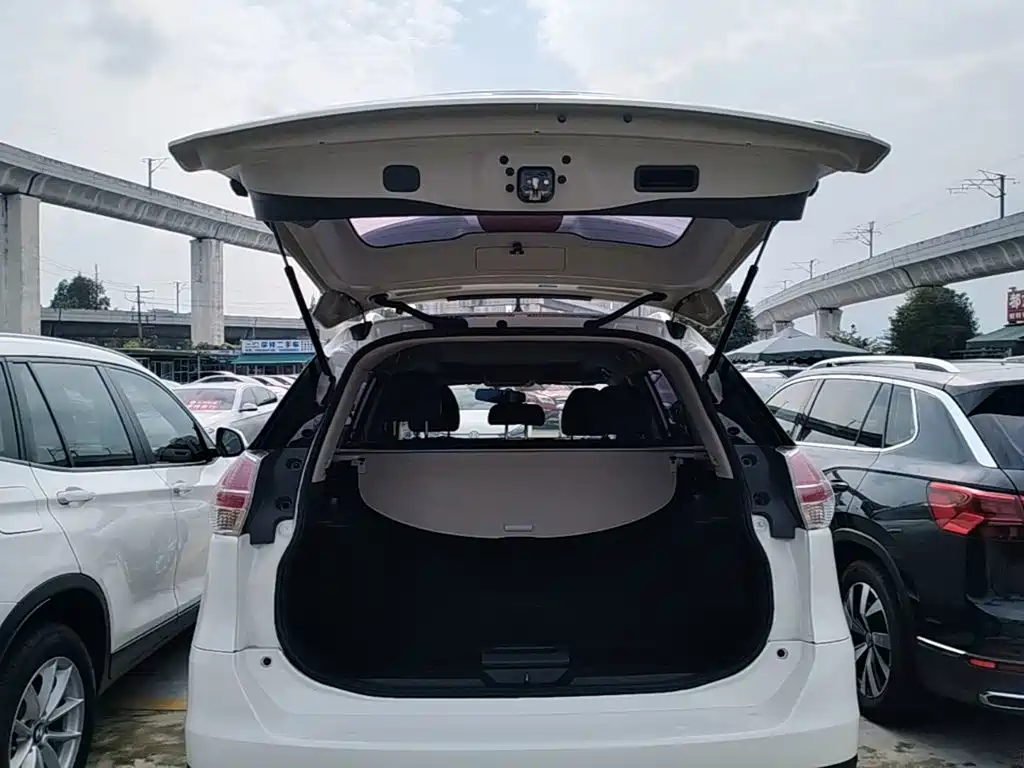Nissan X-Trail — миниатюра 19
