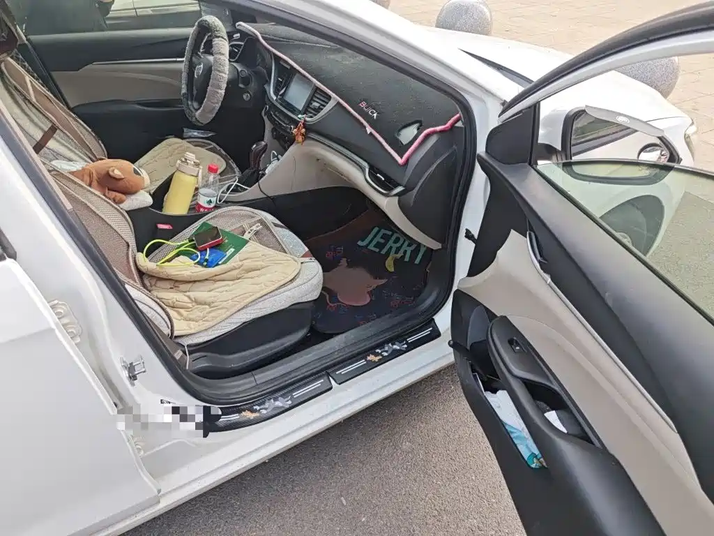 Buick Excelle — миниатюра 18
