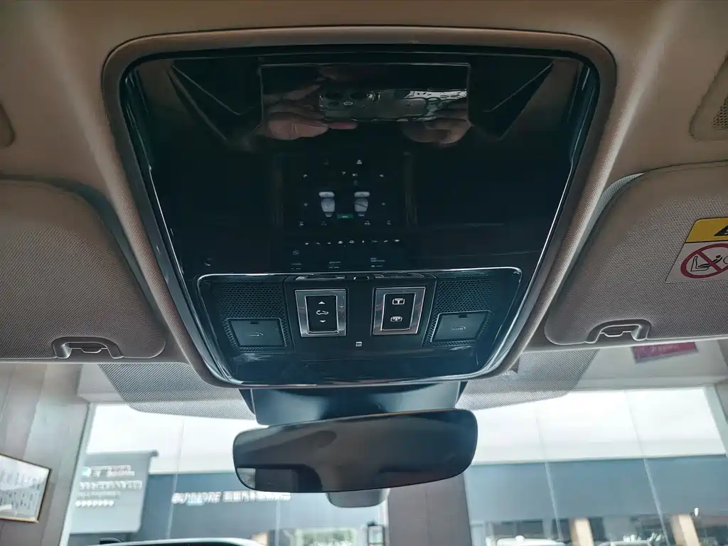 Land Rover Sport — миниатюра 13