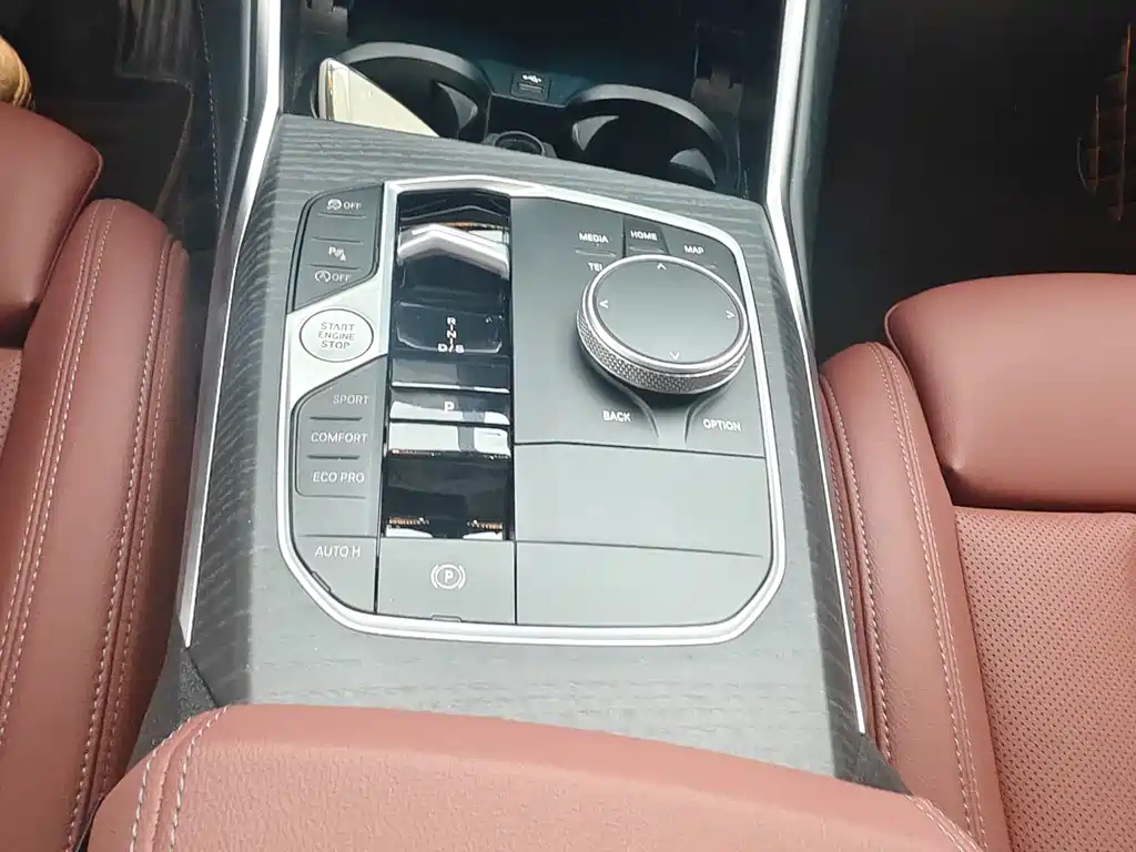 BMW 3 Series — миниатюра 12