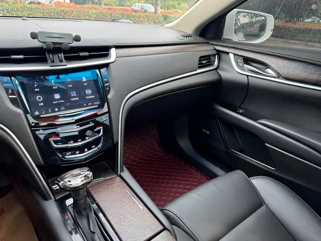 Cadillac XTS — миниатюра 11