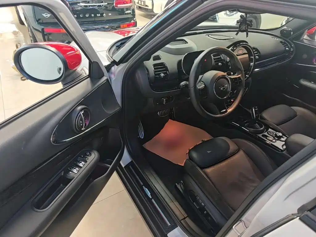 MINI Mini JCW Clubman — миниатюра 16