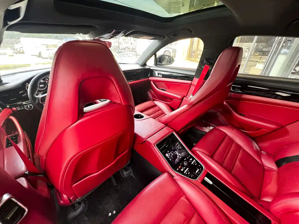 Porsche Panamera — миниатюра 9