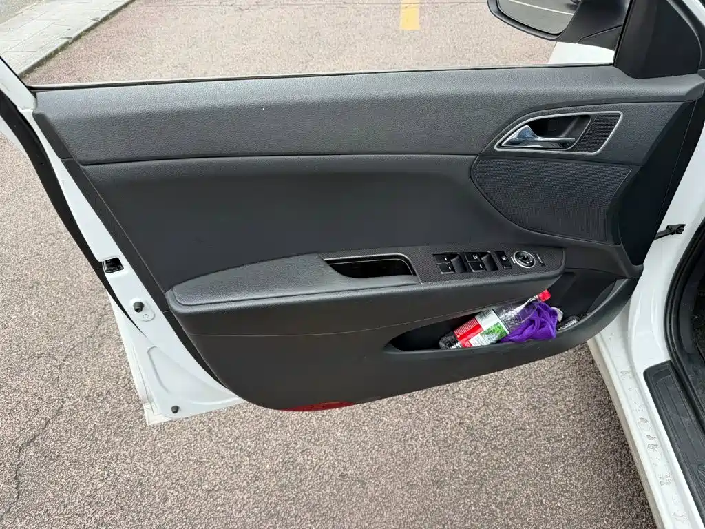Hyundai Mistra — миниатюра 6
