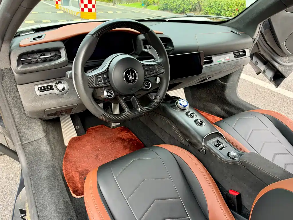 Maserati MC20 — миниатюра 5