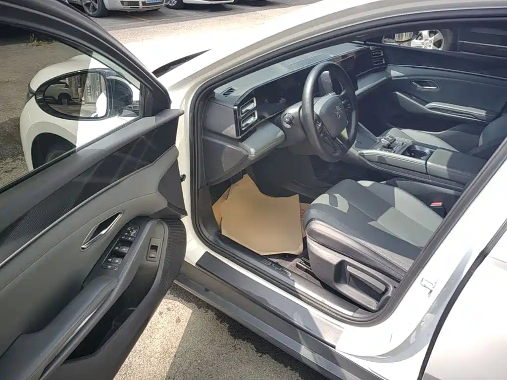 BYD Qin L — миниатюра 16