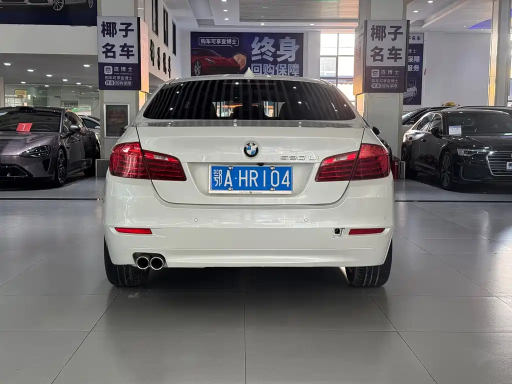 BMW 5 Series — миниатюра 8