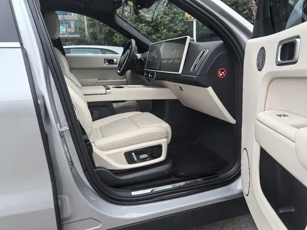 Li Auto Li L8 — миниатюра 8