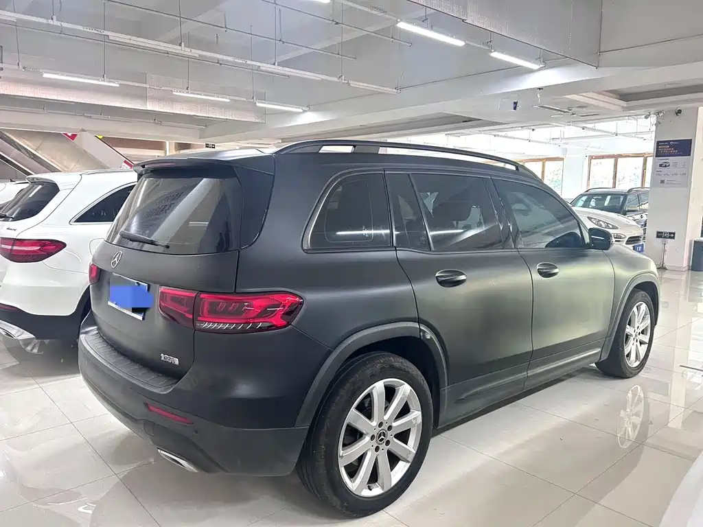 Mercedes-Benz GLB — миниатюра 2