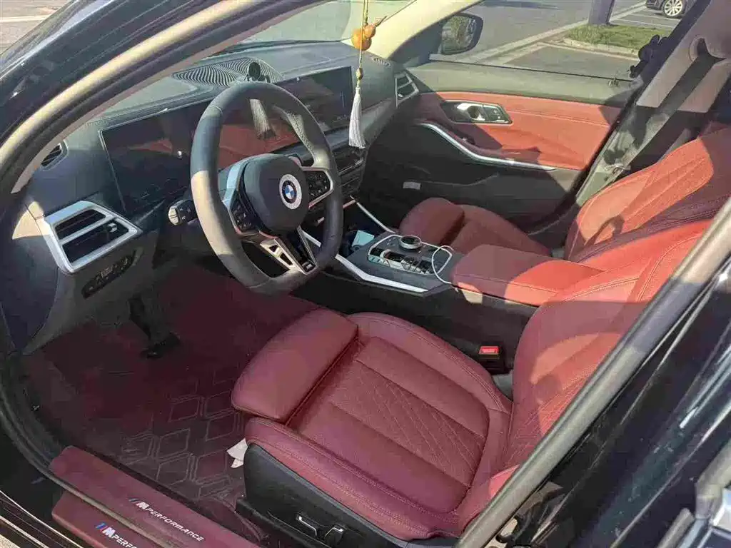 BMW 3 Series — миниатюра 3
