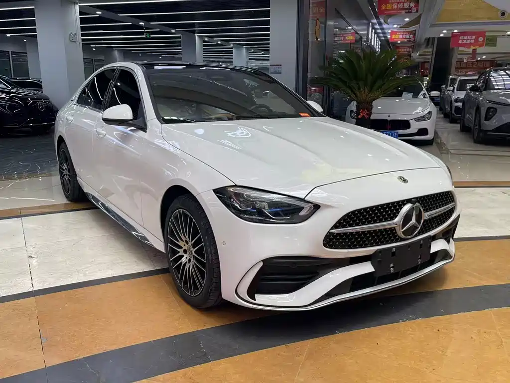 Mercedes-Benz C-Class — миниатюра 3