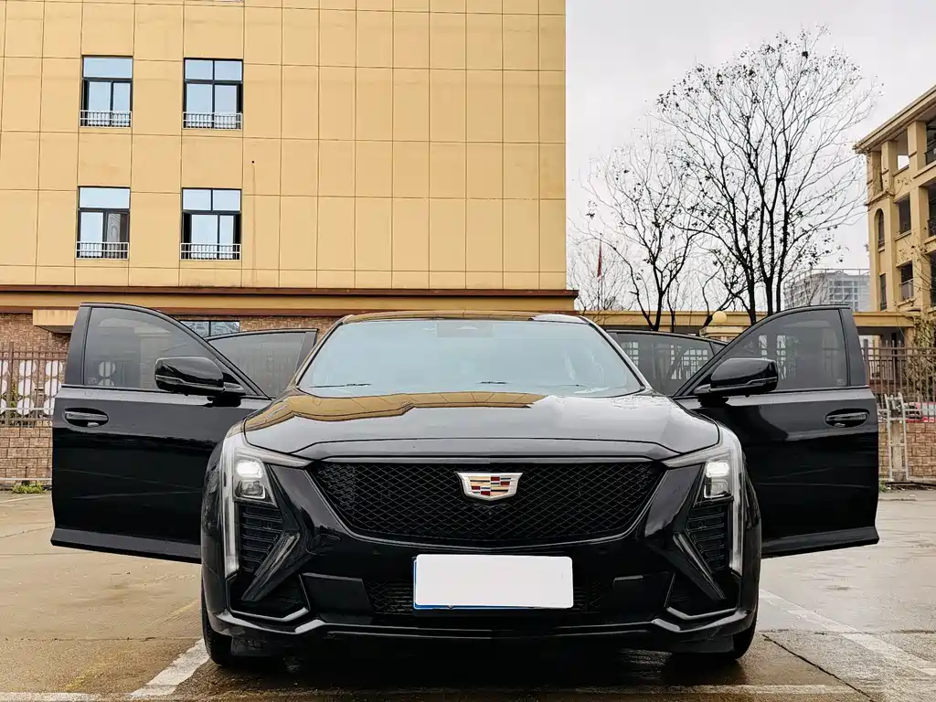 Cadillac CT5 — миниатюра 3