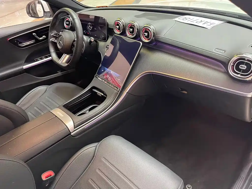 Mercedes-Benz C-Class — миниатюра 12