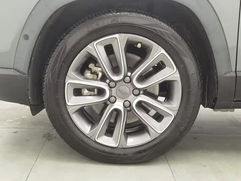 Geely Icon — миниатюра 17