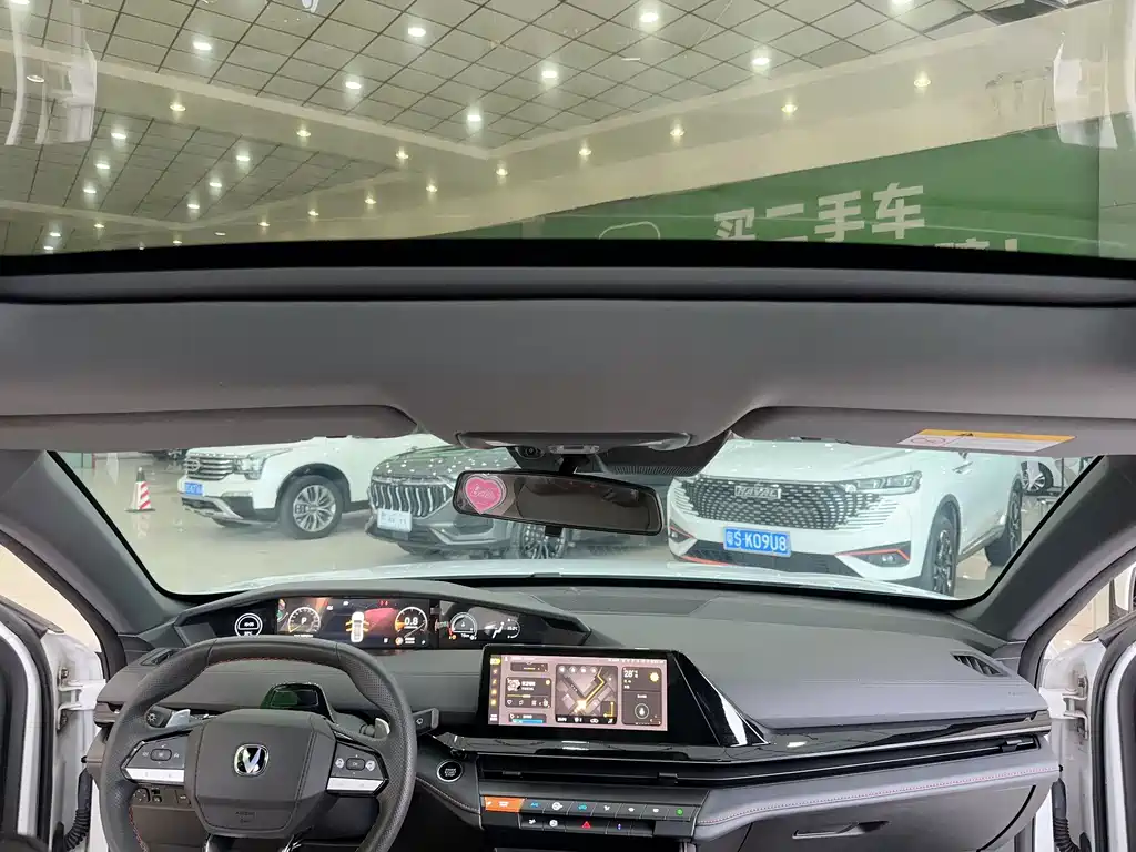 Changan UNI-V — миниатюра 12