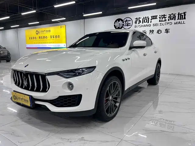 MASERATI LEVANTE 2021