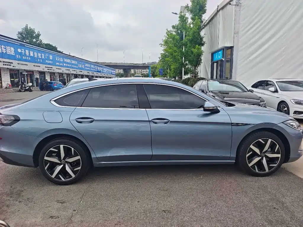Volkswagen Lamando — миниатюра 4