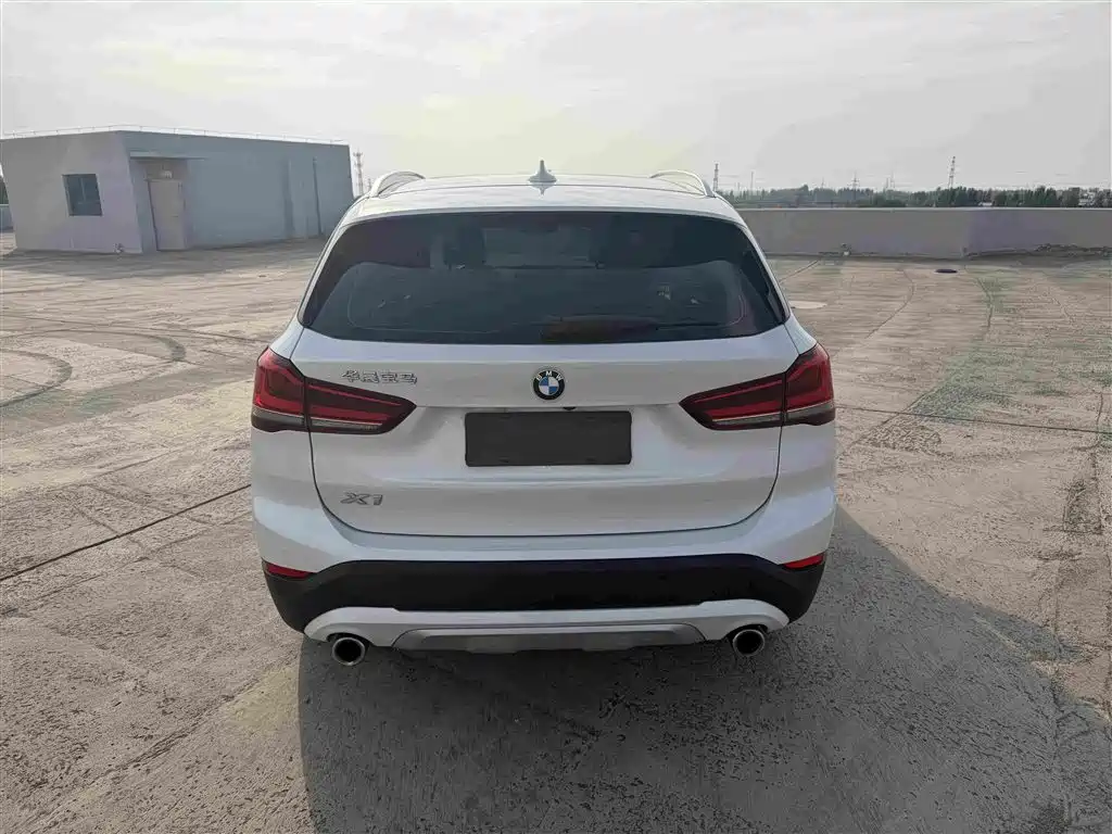 BMW X1 — миниатюра 5