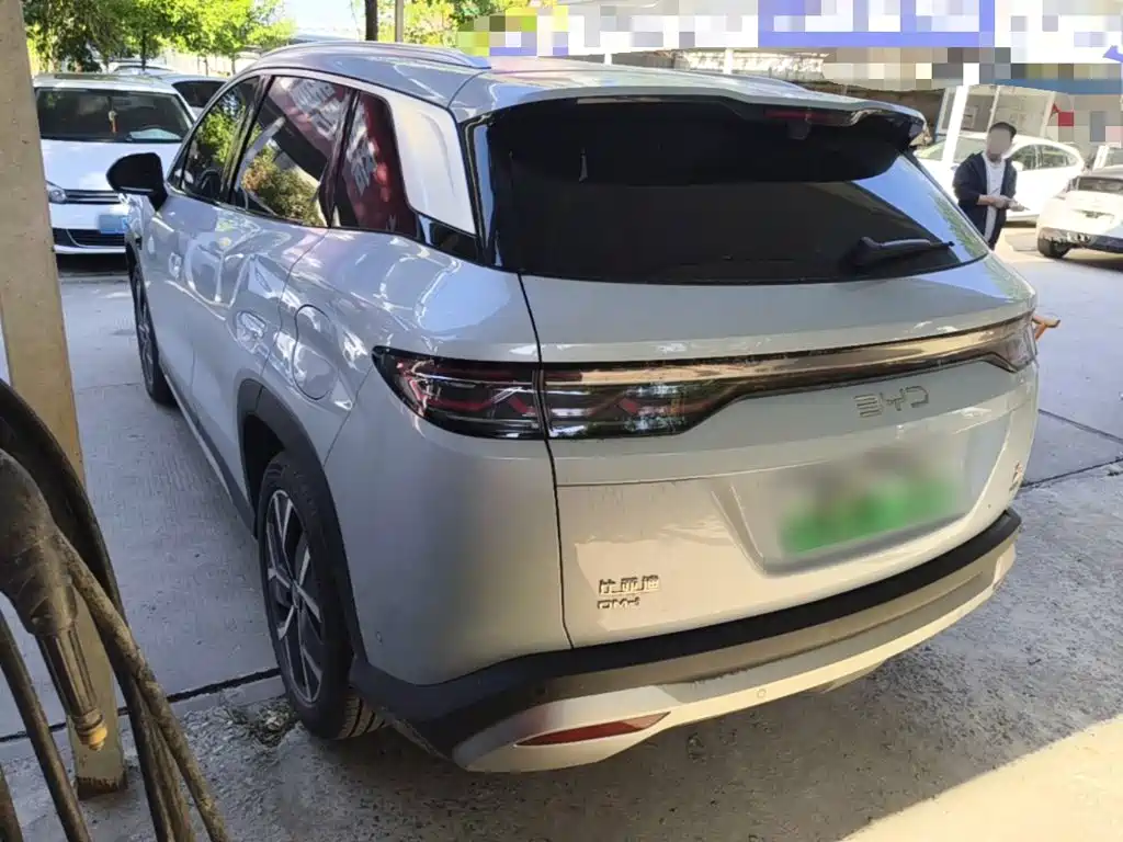 BYD L DM-i — миниатюра 5