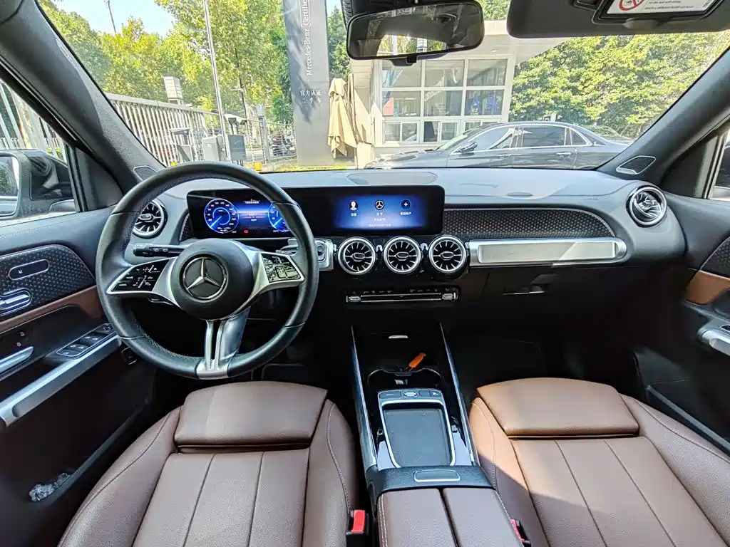 Mercedes-Benz EQB — миниатюра 15