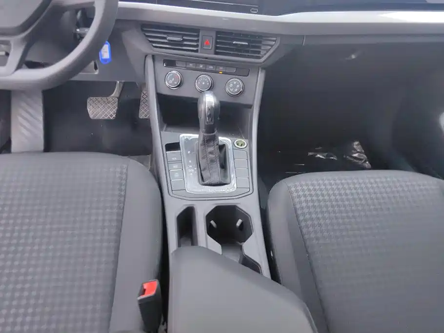 Volkswagen Bora — миниатюра 16