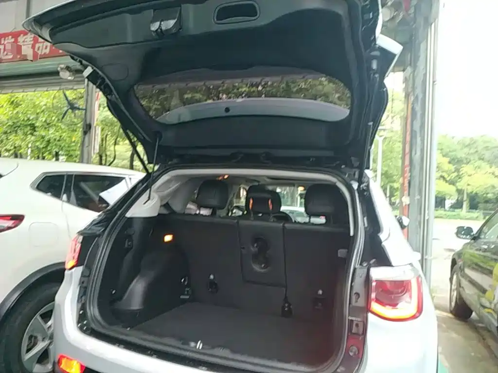 Jeep Compass — миниатюра 19