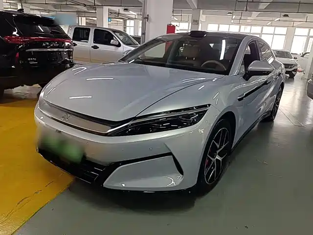 2025 BYD Han