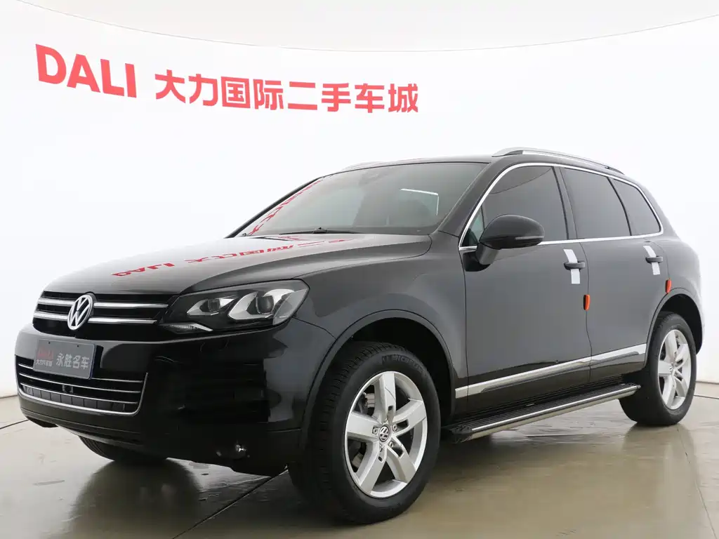 Купить Volkswagen Touareg