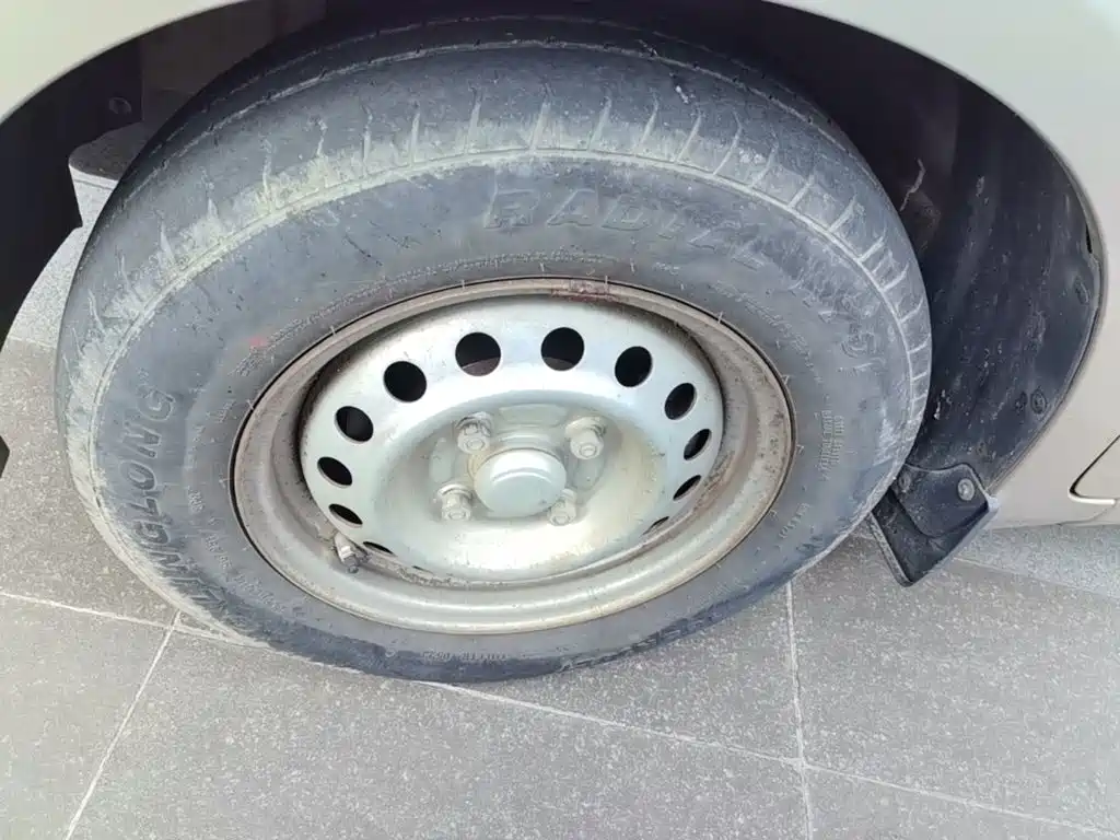 Wuling Hongguang V — миниатюра 23