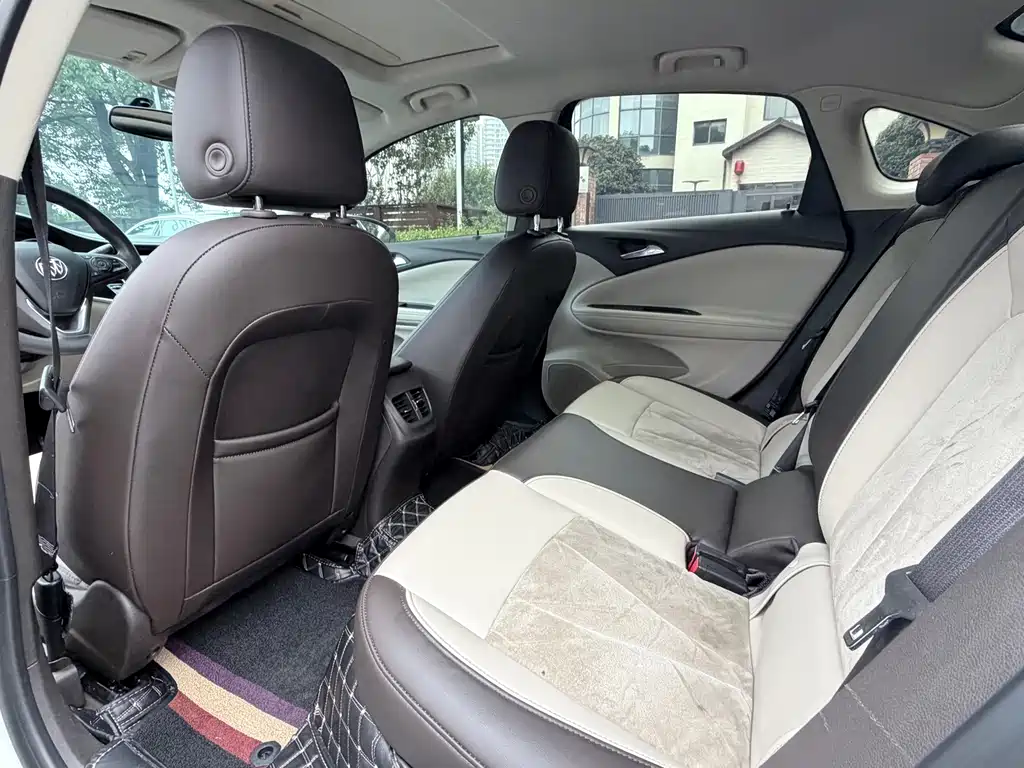 Buick Verano — миниатюра 9