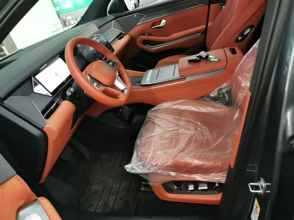 BYD Tang L — миниатюра 15