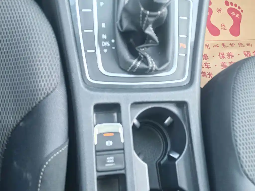 Volkswagen Golf — миниатюра 14