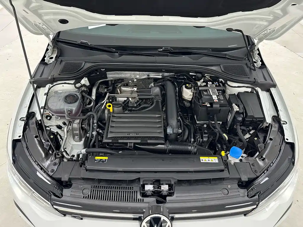 Volkswagen Golf — миниатюра 17