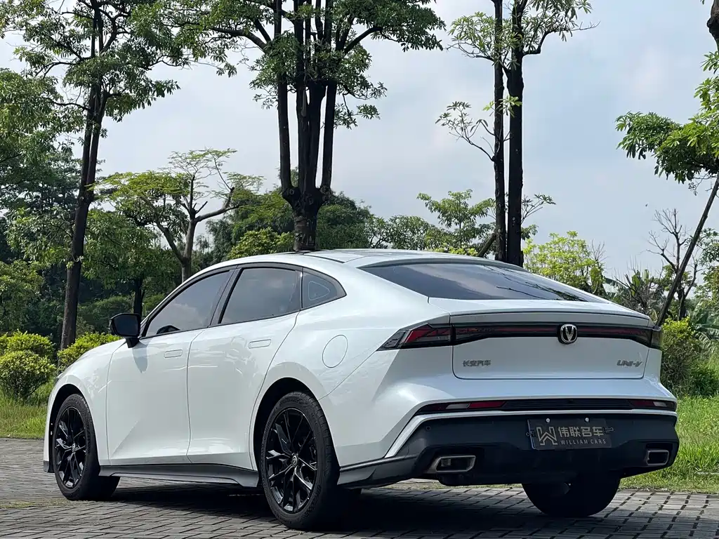 Changan UNI-V — миниатюра 4