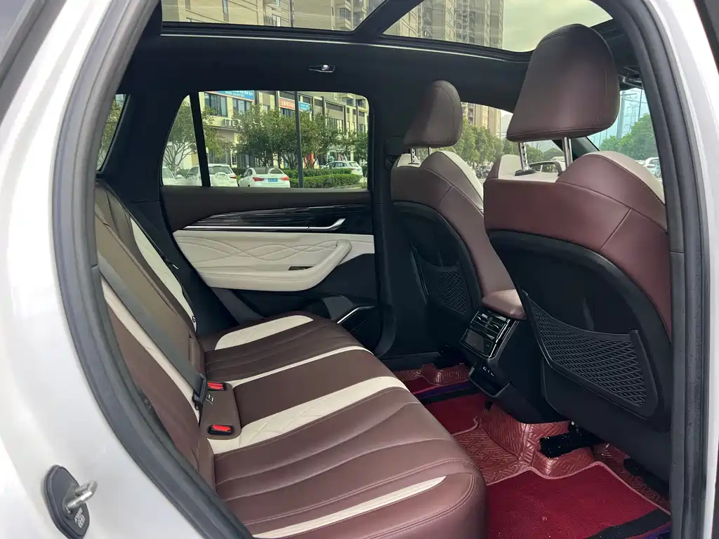 Geely Xingyue L — миниатюра 21