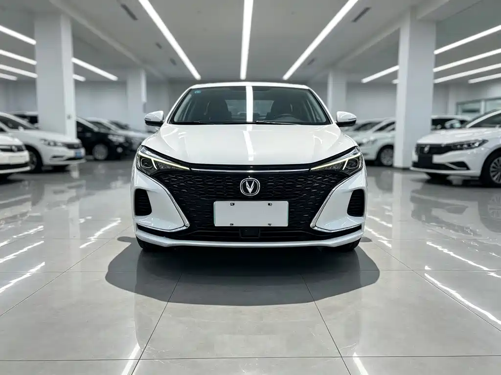 Changan Eado — миниатюра 2