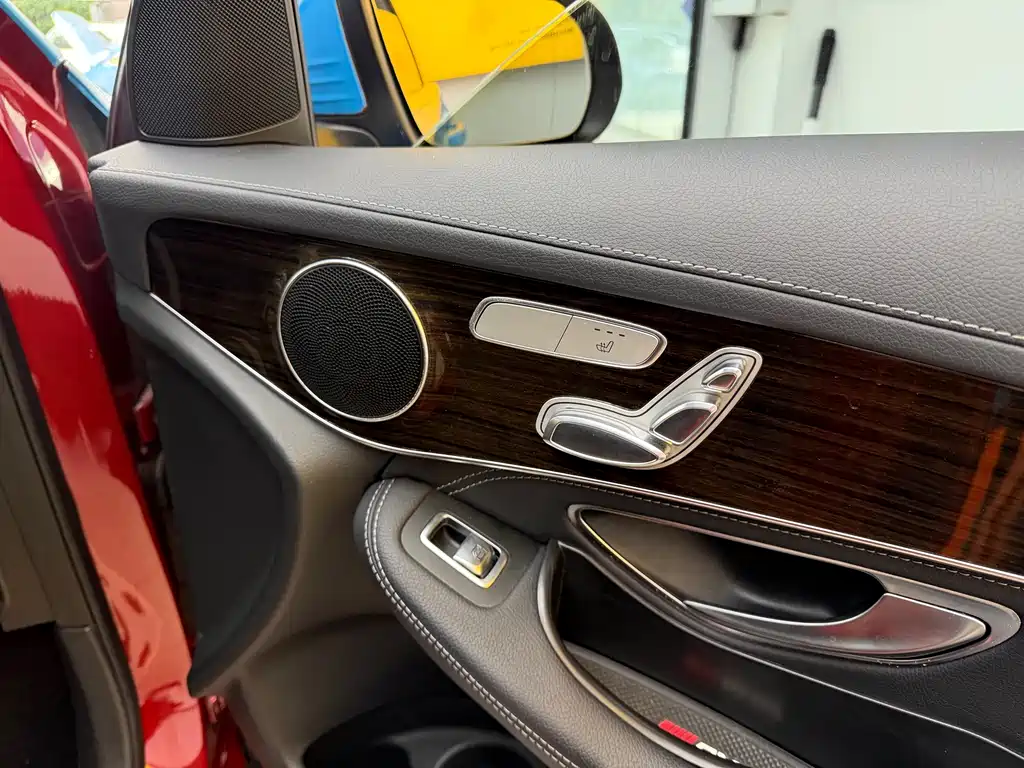 Mercedes-Benz GLC — миниатюра 8