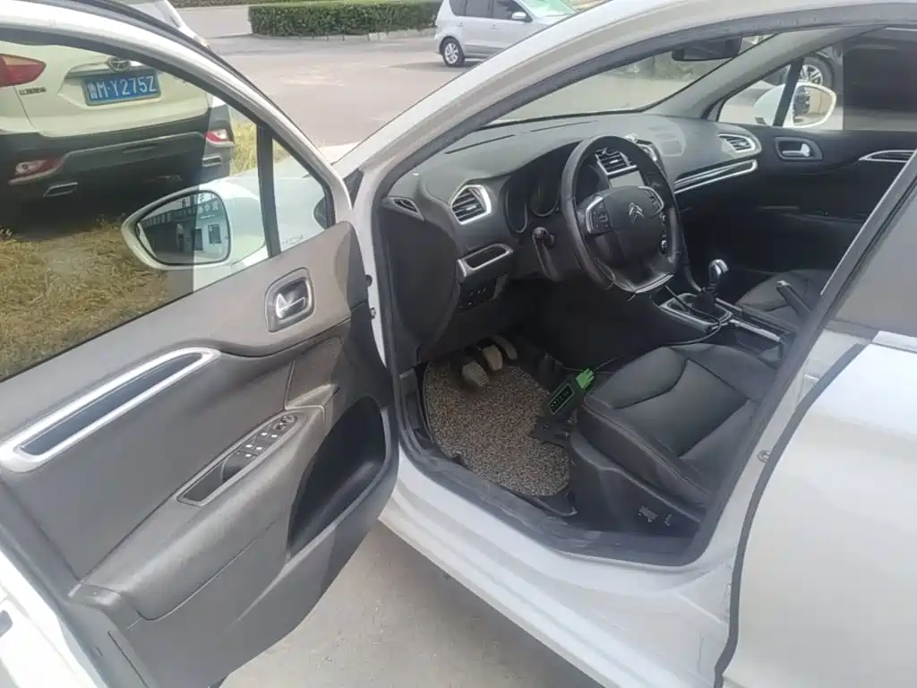 Citroen C4L — миниатюра 16