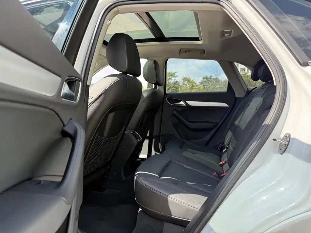 Audi Q3 — миниатюра 6
