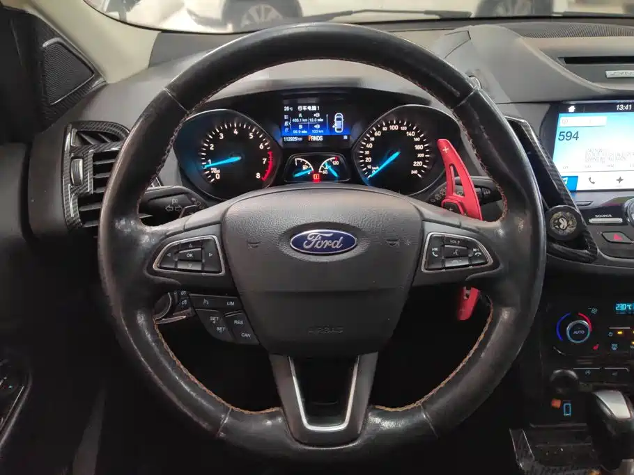 Ford Kuga — миниатюра 15