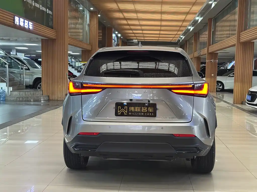 Lexus NX — миниатюра 5
