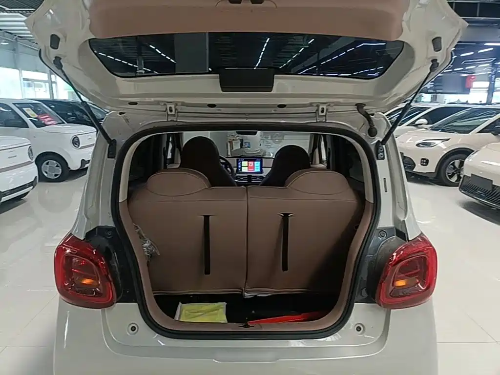 Wuling MINIEV — миниатюра 19