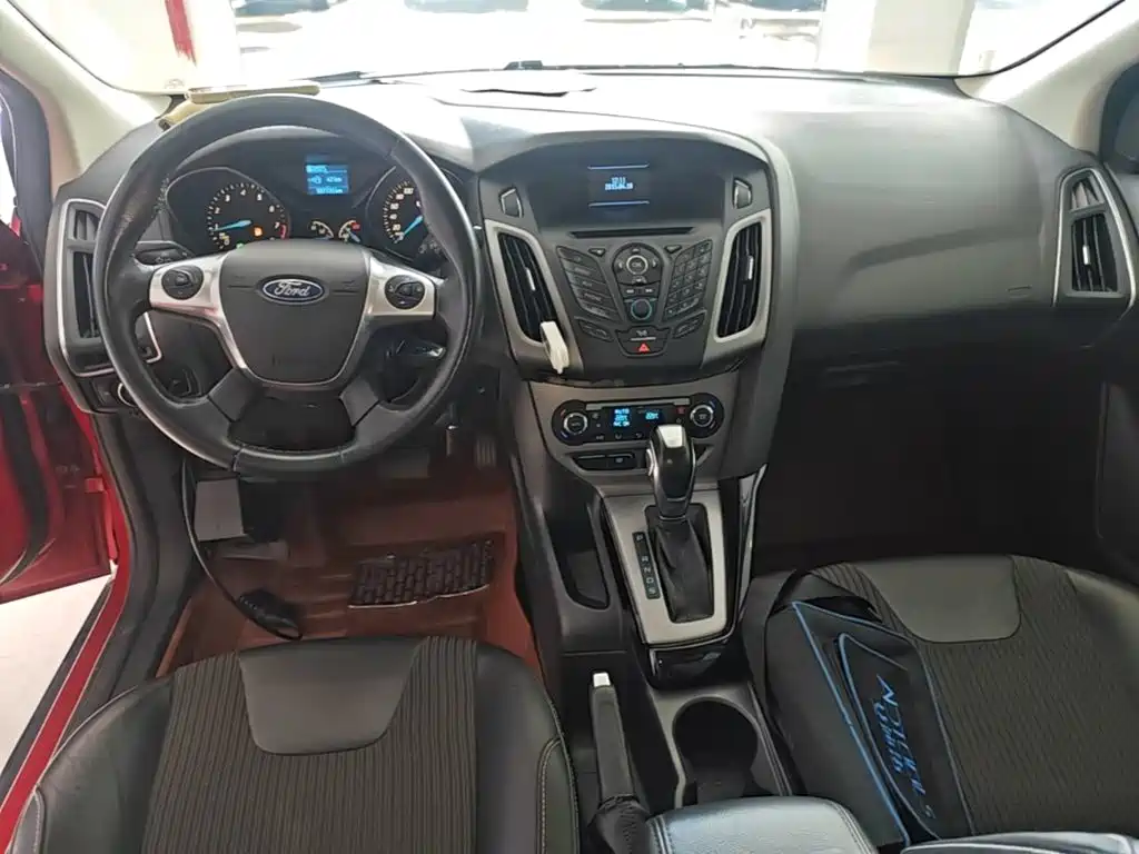 Ford Focus — миниатюра 10