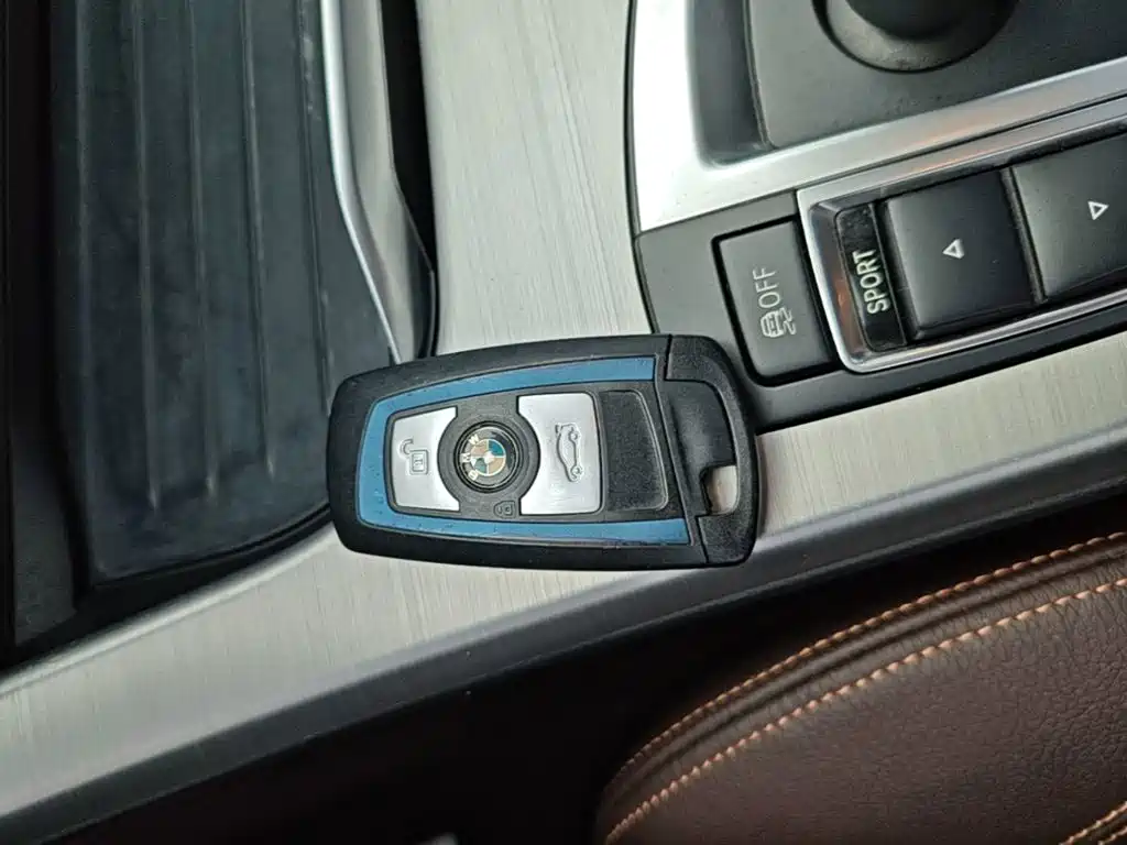 BMW X4 — миниатюра 9