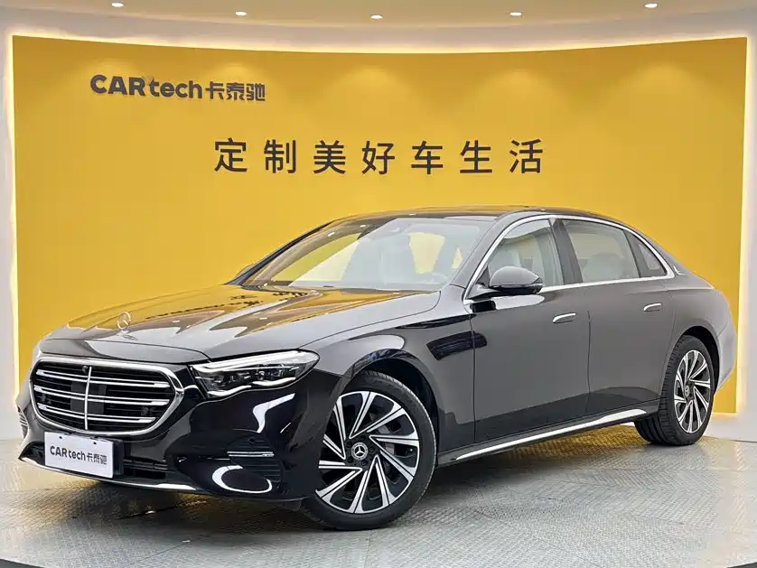 Mercedes-Benz E-Class — миниатюра 14