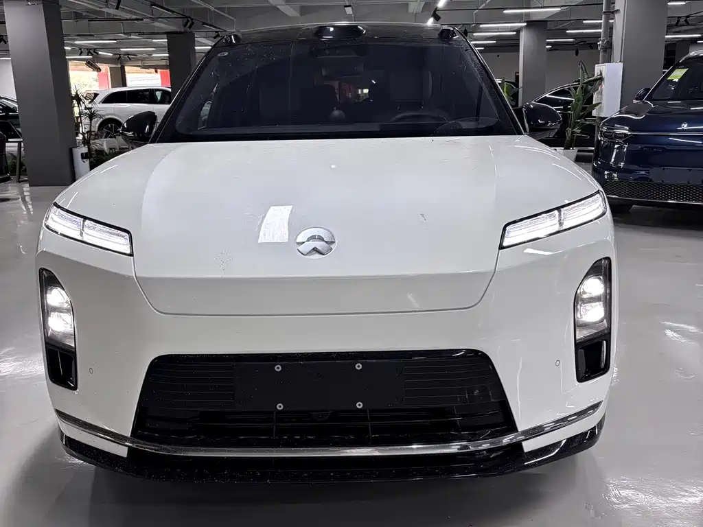 NIO ES8 2026 мест Executive Luxury