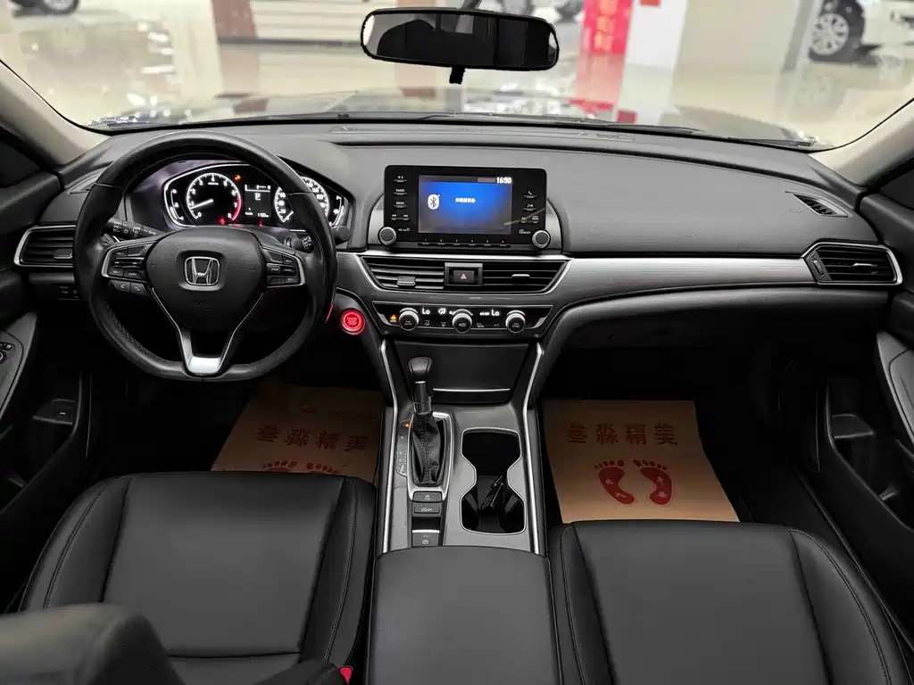 Honda Accord — миниатюра 6